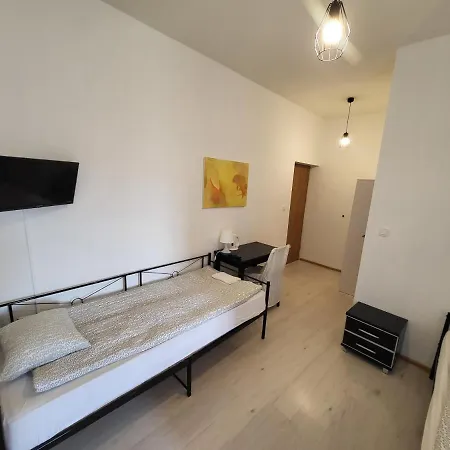 Sarai 3*